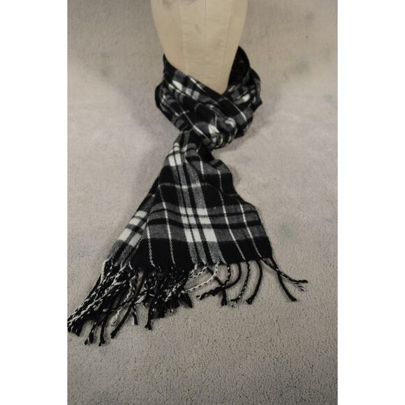 Pierre Cardin Soft Plaid Fine Muffler Rectangle 12 Inches x 80 Inches Fringed - Picture 2 of 6